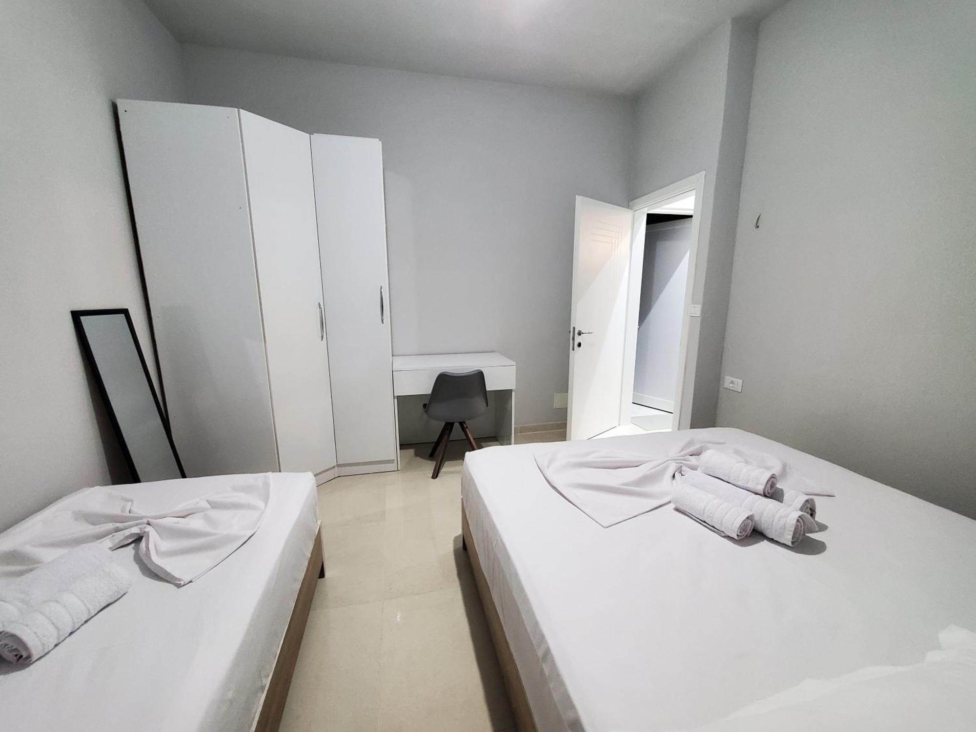 Twins Apartment Përmet Екстериор снимка