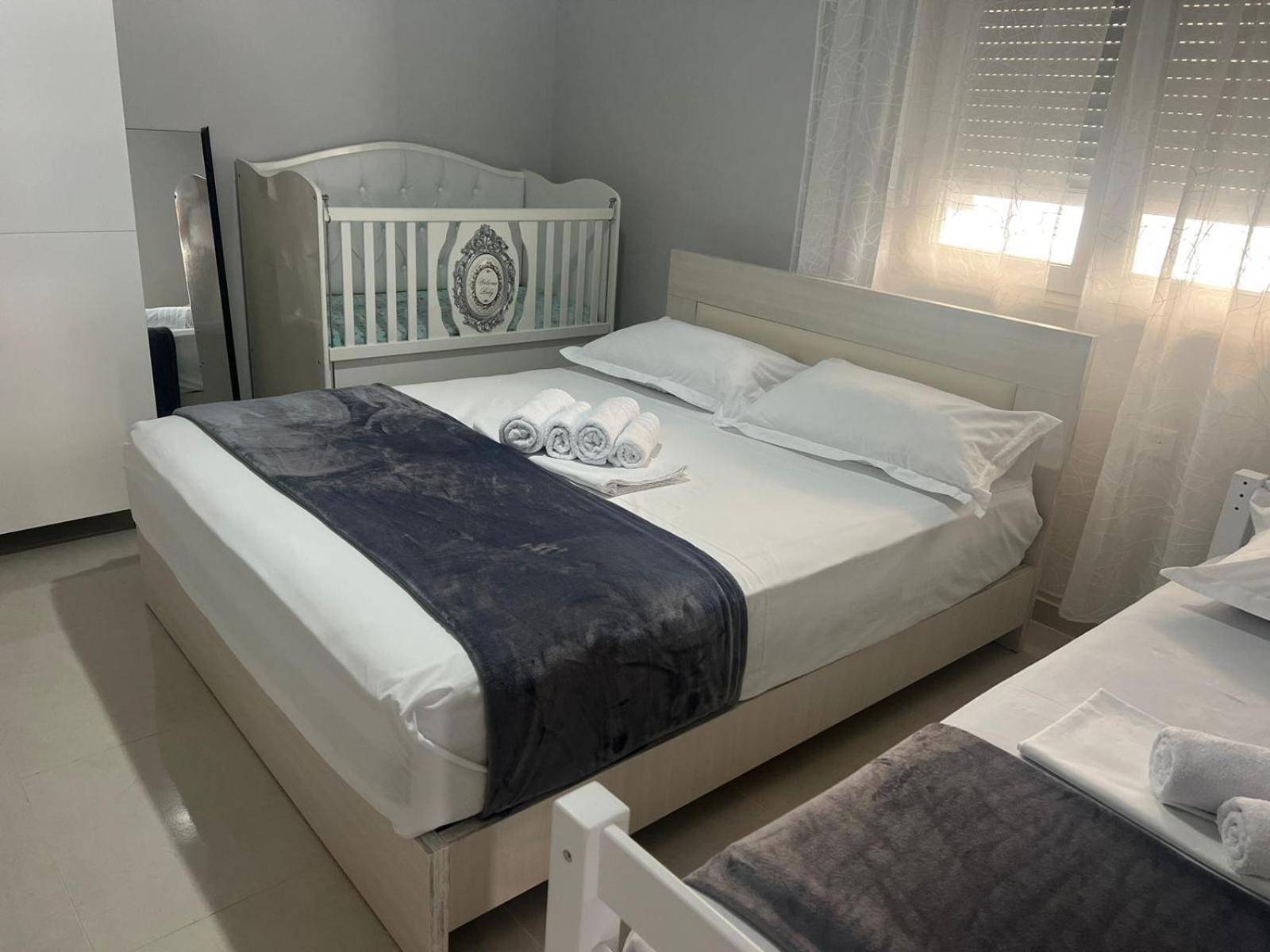 Twins Apartment Përmet Екстериор снимка